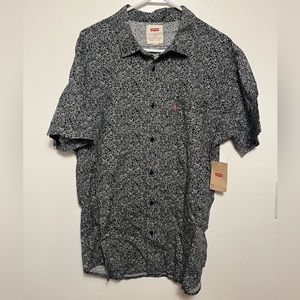 NWT Levi’s button up shirt short sleeve